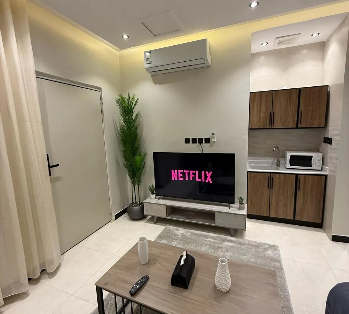 Lp95-8 Comfy Studio In Munsiyah, Riyadh 0*,  Saudi Arabia